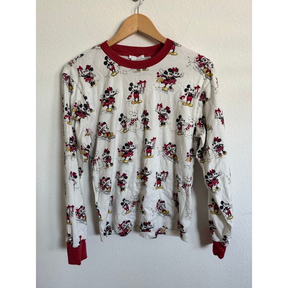 Pottery Barn Women’s Mickey and Disney Christmas Pajamas Cotton Holiday - Picture 2 of 11